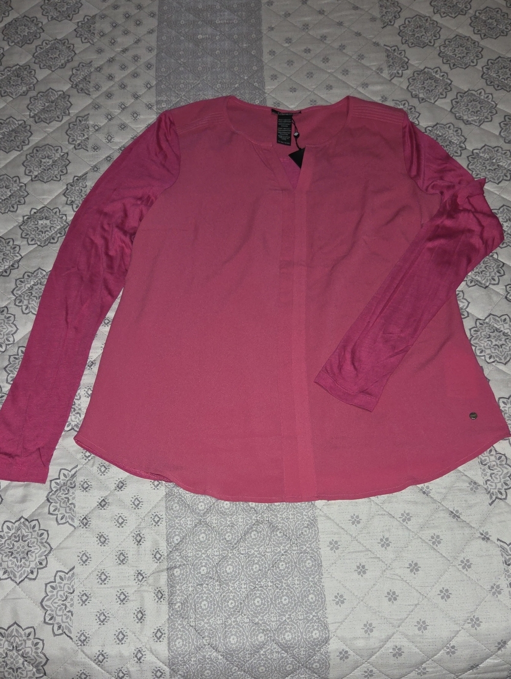 Women’s Magenta Long-Sleeve V-Neck Top By Olsen